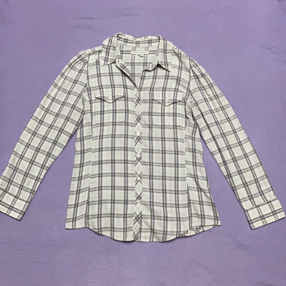 Banana Republic Button Down Shirt